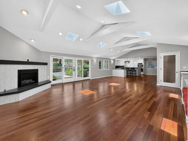 Building Photo - Gorgeous Single Level Home with Pool in Alamo Available Now!