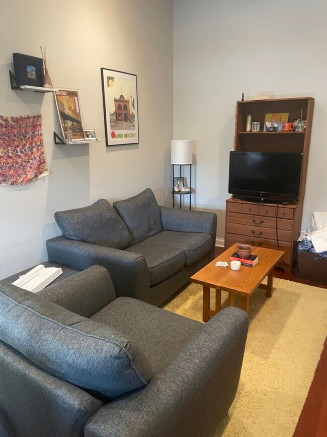 Foto del edificio - 2214 N Sedgwick St