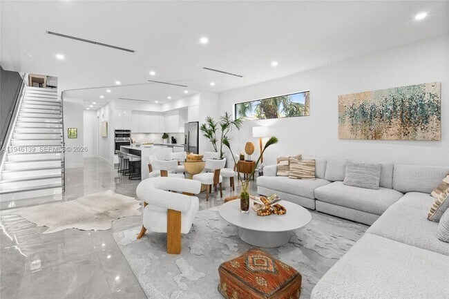 Foto del edificio - 325 SW 16th St