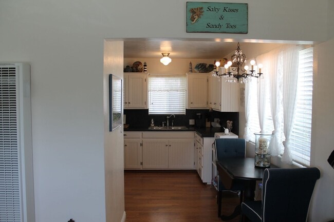 Building Photo - 41-8th Street Cayucos, CA    923430