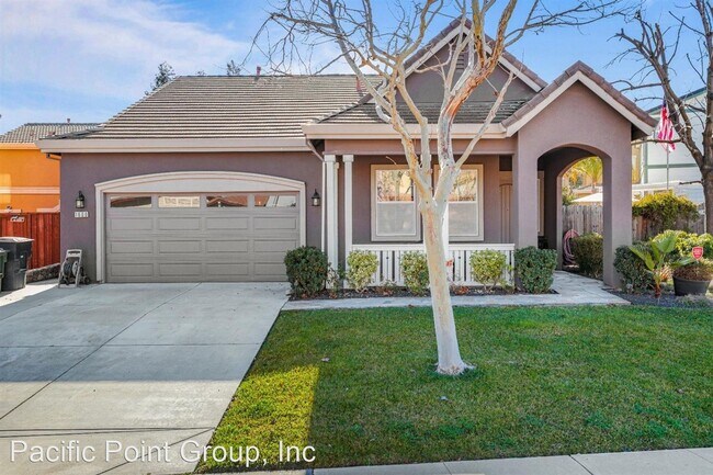 Building Photo - 4 br, 2 bath House - 1600 Cherry Blossom Ln