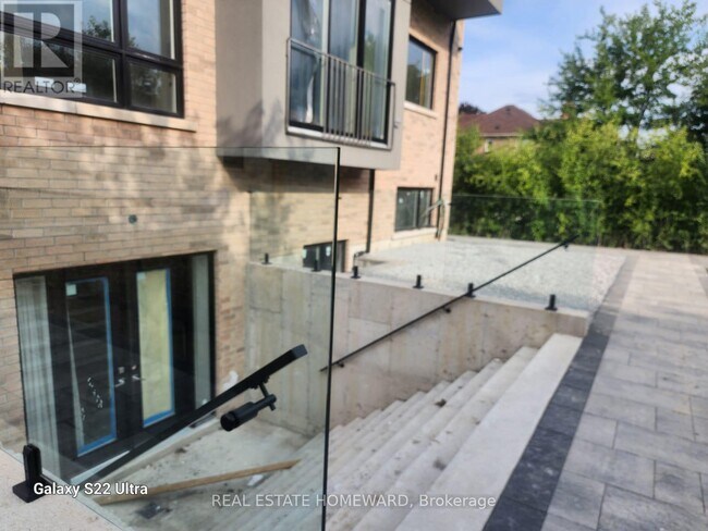 Photo du bâtiment - 11 Burke St