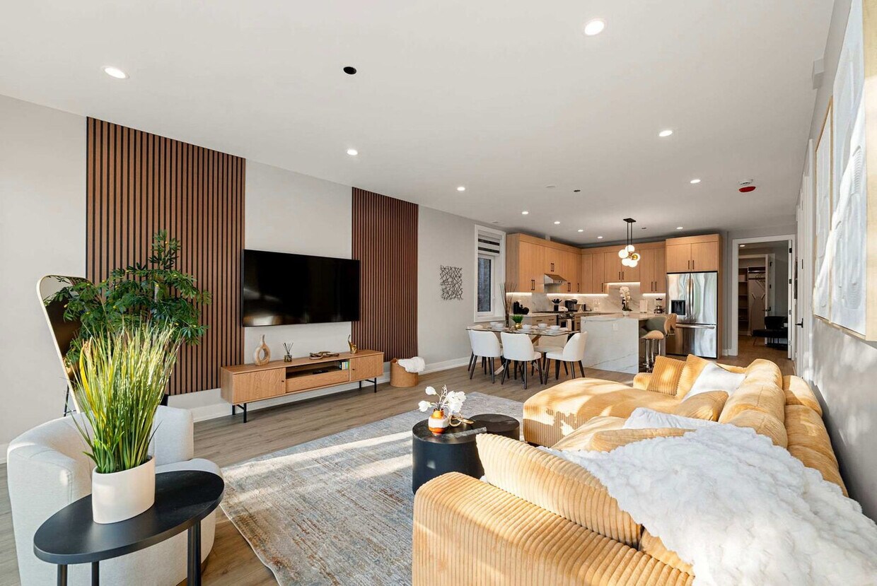 Foto principal - 2354 W Polk St