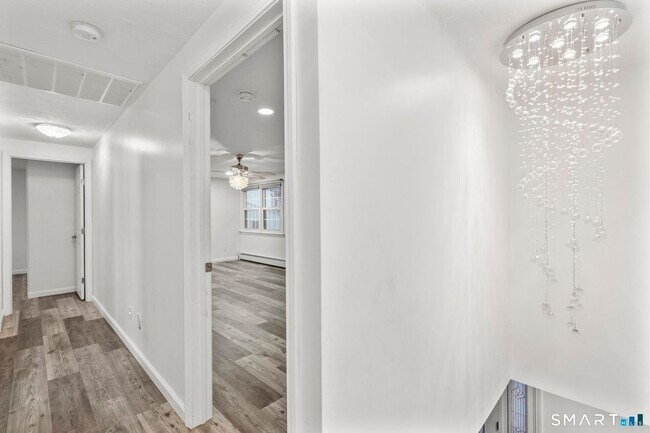 Foto del edificio - 125 Birchwood Dr