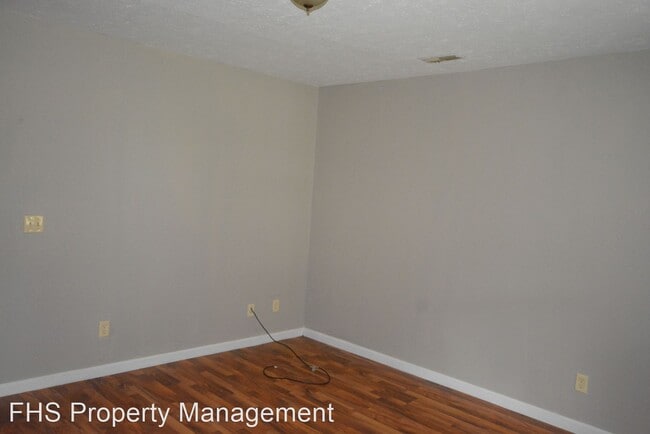 Foto del edificio - 2 br, 1 bath House - 2125 N Summit Avenue
