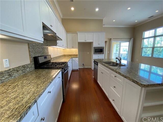 Building Photo - 37 Kempton