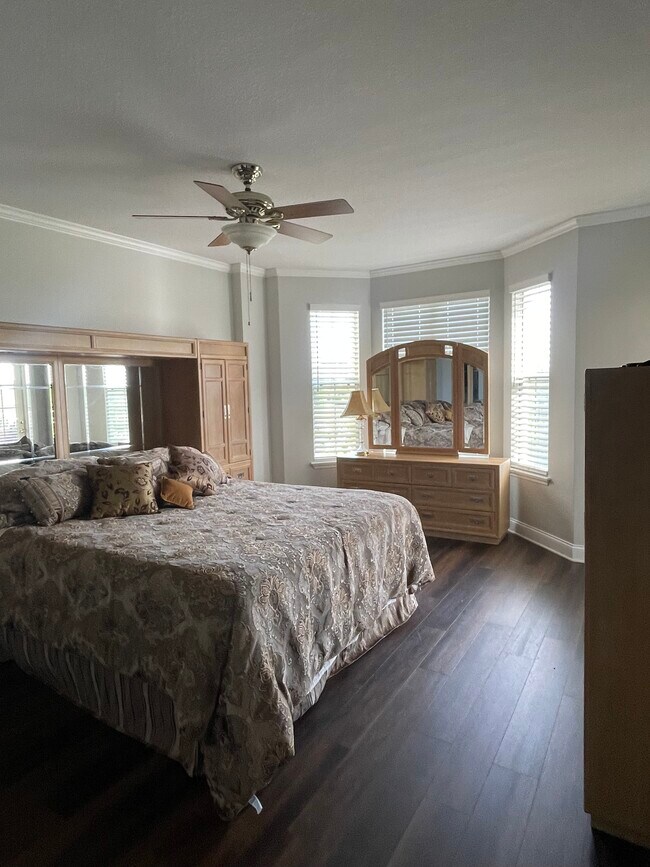 Building Photo - 4620 Riverwalk Village Ct