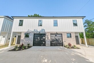 Building Photo - 4721 Mallow St