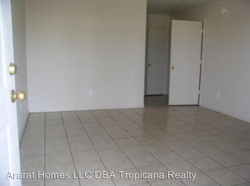 Building Photo - 2800 Kerrville Ct