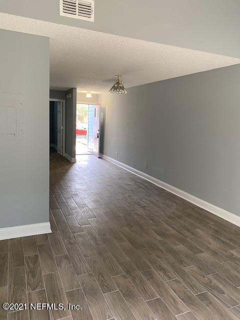 Foto del edificio - 4410 Melissa Ct W