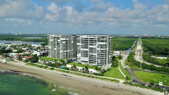 Foto del edificio - 6051 N Ocean Dr