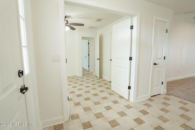 Foto del edificio - 10355 Shelby Creek Rd S