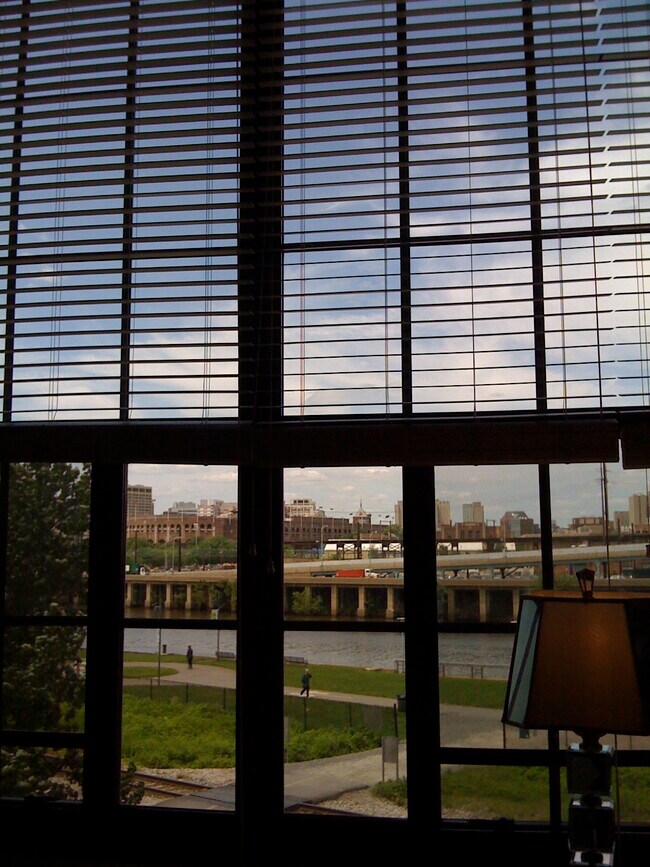 Fotografía del edificio - 2429 Locust St