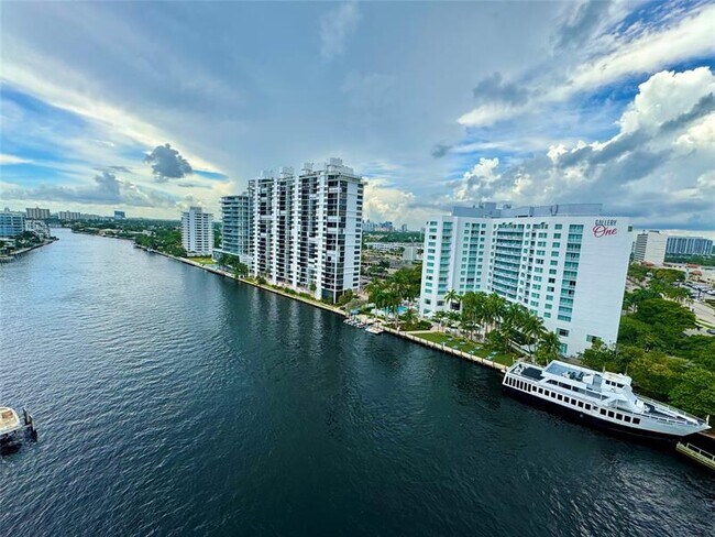Foto del edificio - 2800 E Sunrise Blvd