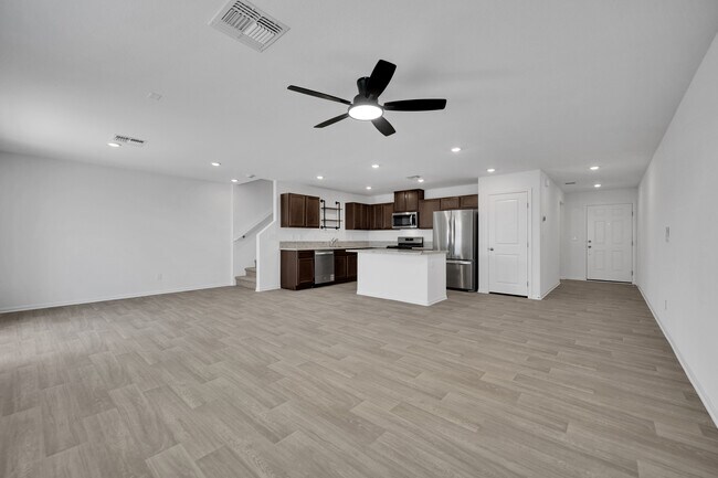 Foto del edificio - 6080 Swift Lariat St