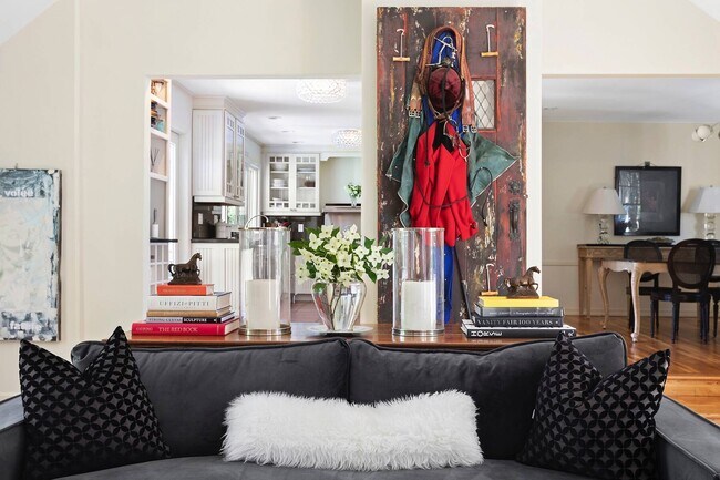 Building Photo - 42 Pheasant Dr