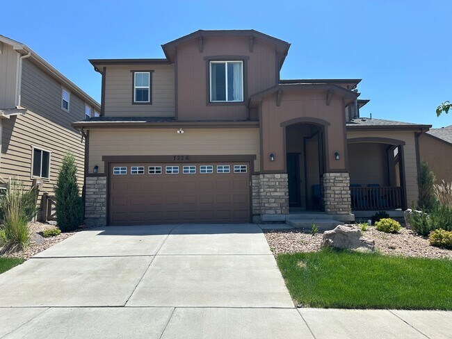 Foto del edificio - Remarkable 5 bed 4 bathroom in Banning Lew...