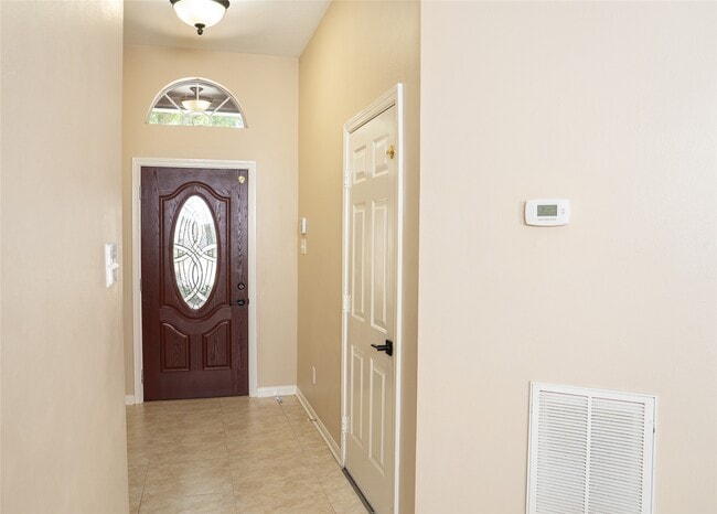 Building Photo - 19 Mystic Glade Ct
