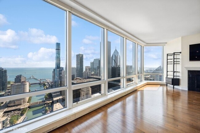 Building Photo - 401 N Wabash Ave