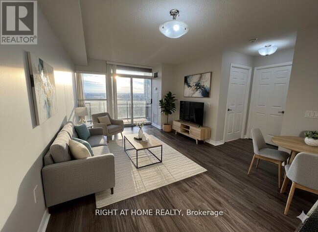 Building Photo - 55 Strathaven Dr