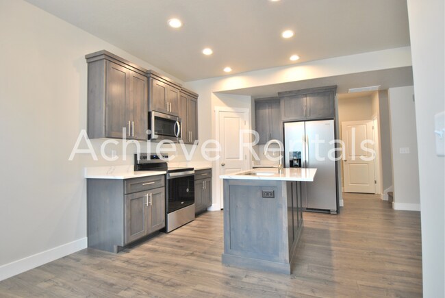 Foto del edificio - New Built Nibley Townhome | Neighborhood Park & Close to Schools and Town!