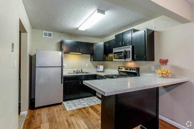 2 habitaciones, 1 baño - Willow - Preston Court Apartment Homes