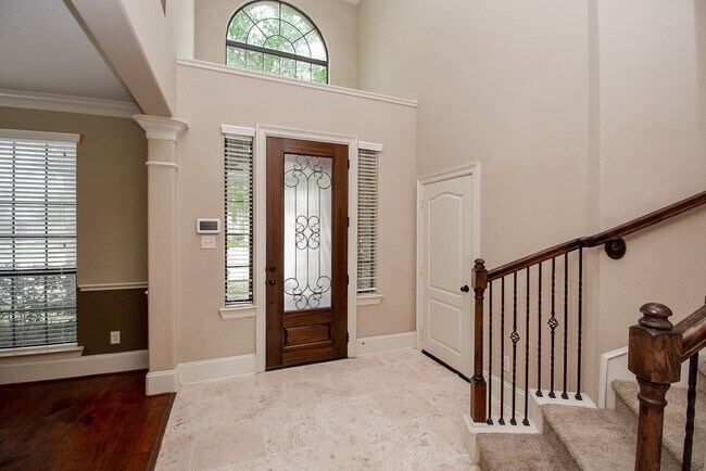 Foto del edificio - 6034 Gracys Landing Ln