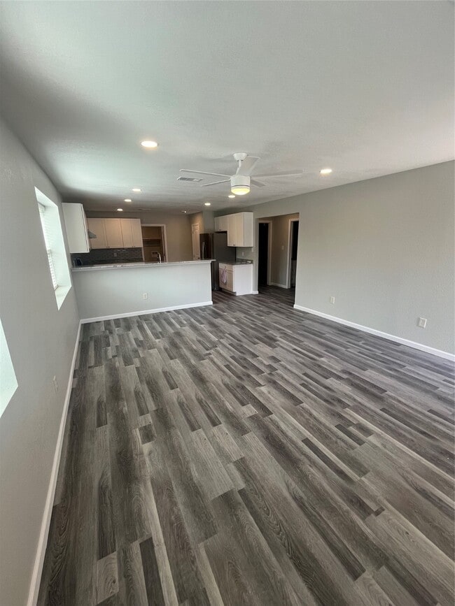 Building Photo - 316 E A St