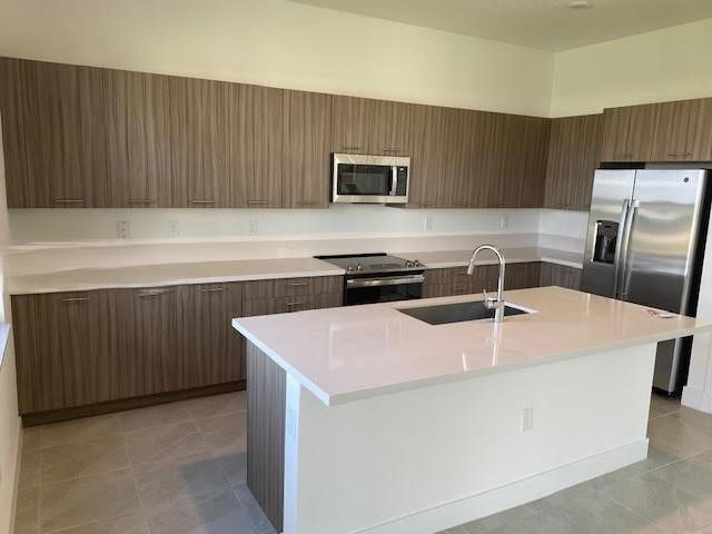 Foto del edificio - 4435 SW 174th Ave