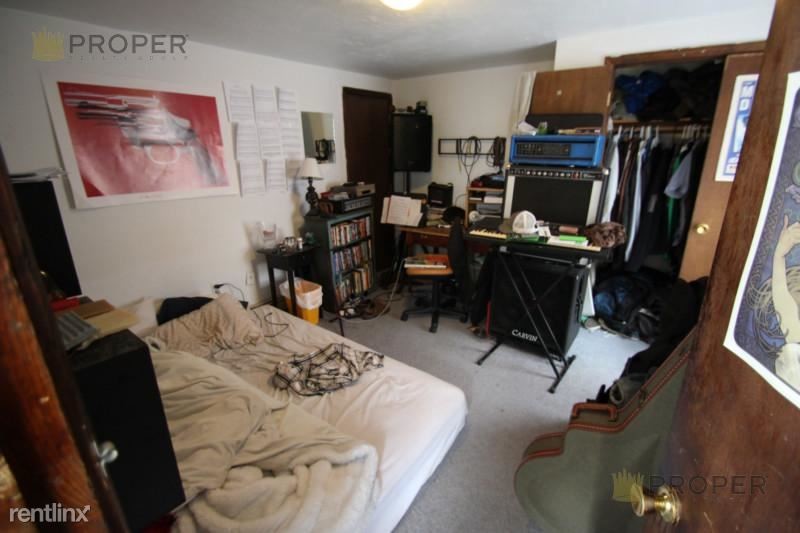 Foto del edificio - 3 br, 1 bath  - 8 Shepard St Unit 1