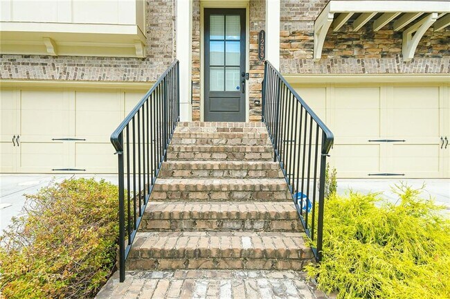 Foto del edificio - 1299 Linden Ct