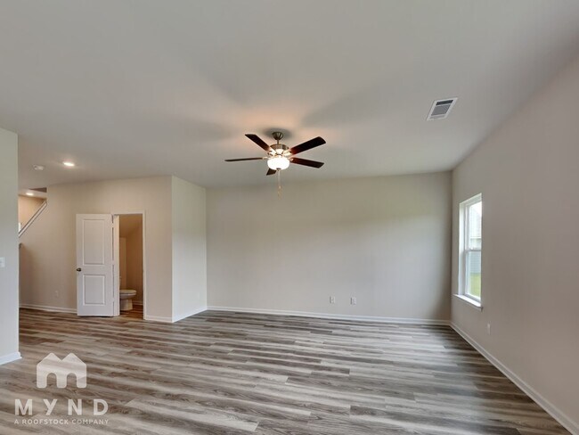 Foto del edificio - 147 Avondale Blvd SE