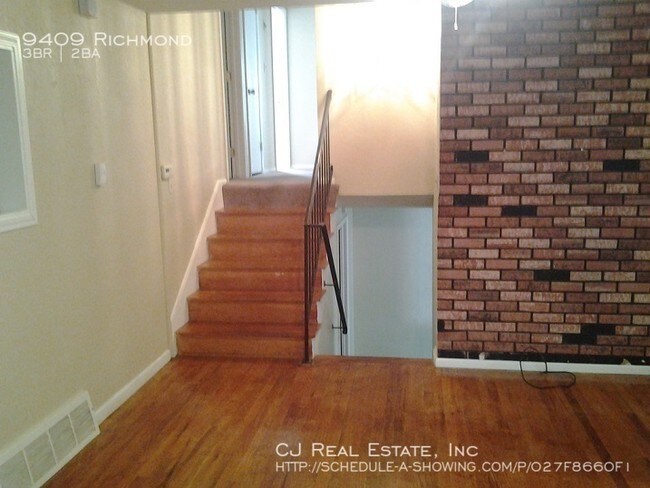 Foto del edificio - 9409 Richmond Dr