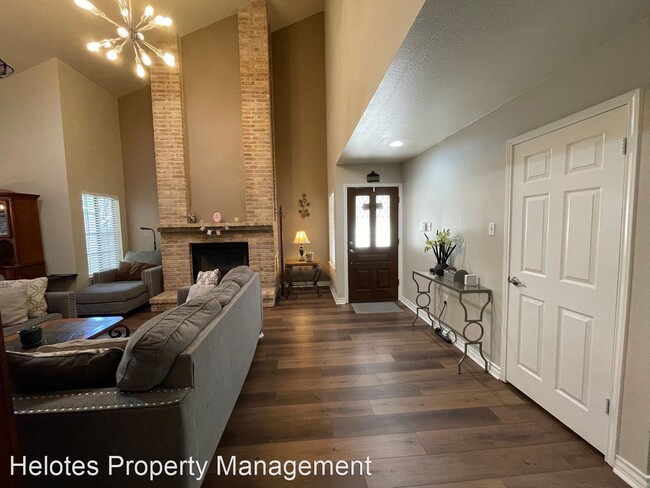 Building Photo - 3 br, 2.5 bath House - 23 Courtside Cir