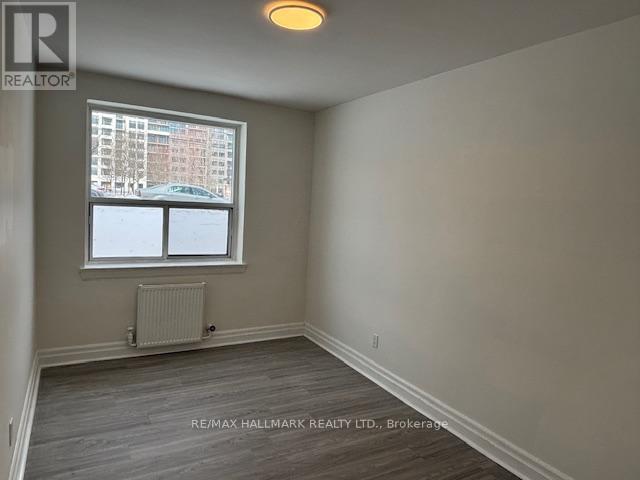 Photo du bâtiment - 2 Kinsdale Blvd