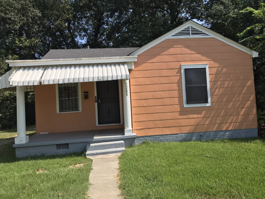 No pets. HUD welcome - 2440 Williamson Ave