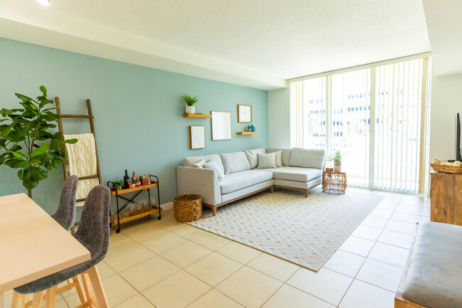 Foto del edificio - 480 Hibiscus St