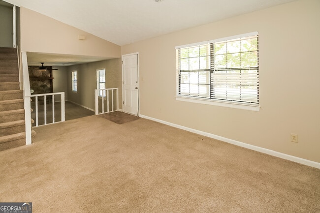 Building Photo - 105 Shannon Chase Way