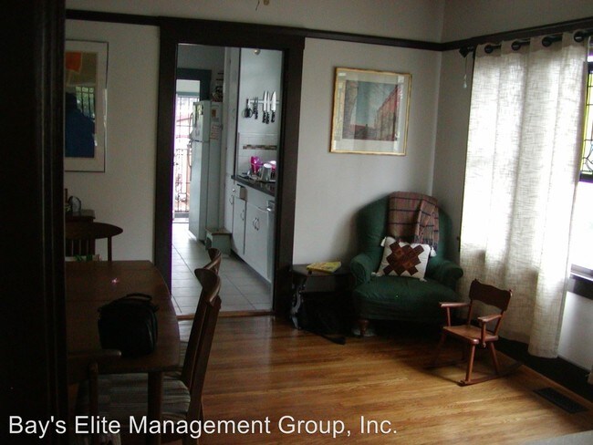 Building Photo - 2 br, 1 bath House - 1087 61st street