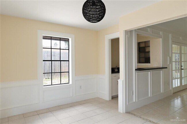 Foto del edificio - 3104 Goldcrest Ave