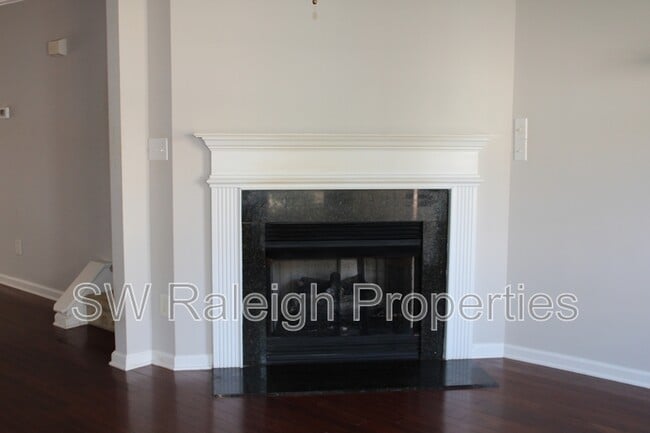 Building Photo - 9712 Jordy Dr