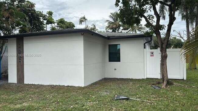 Foto del edificio - 2227 Roosevelt St