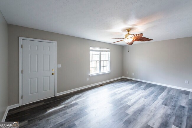 Building Photo - 256 Emma Gilley Dr