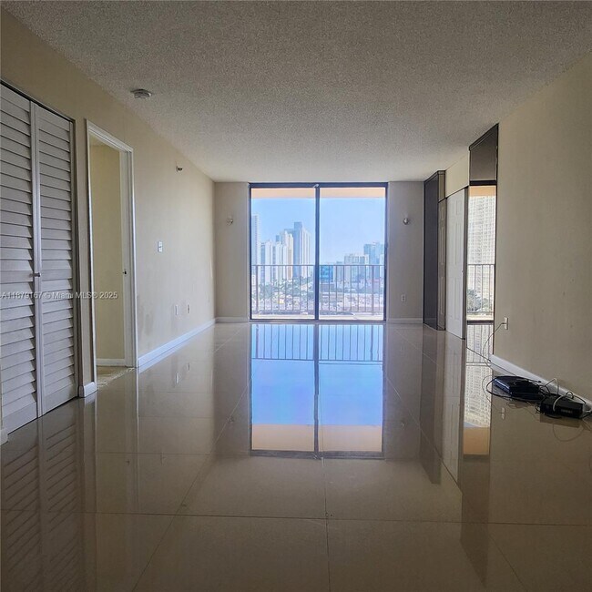 Foto del edificio - 210 174th St