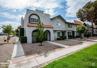 Building Photo - 898 Slumpstone Way