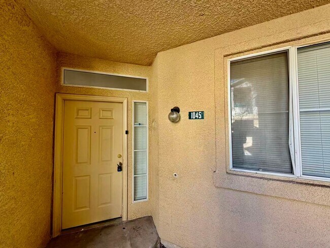 Foto del edificio - 5155 W Tropicana Ave