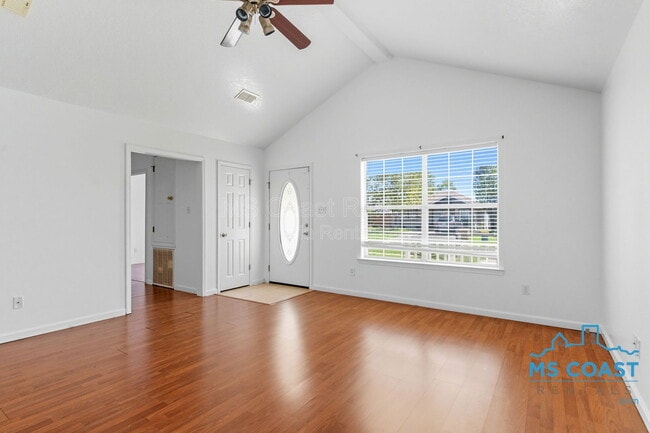 Building Photo - 10443 3rd Ave