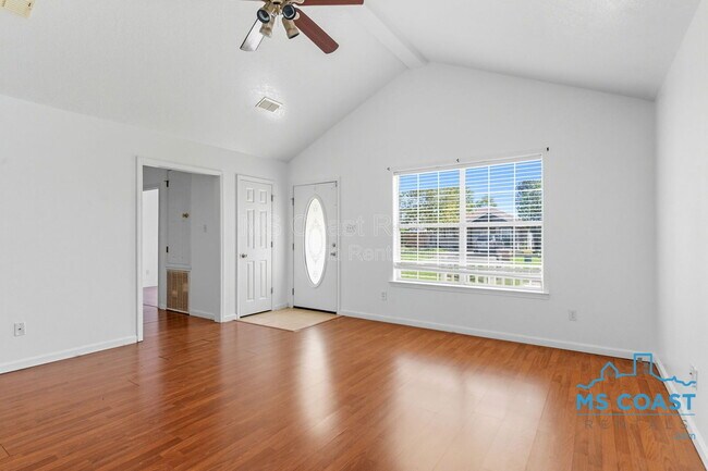 Foto del edificio - 10443 3rd Ave