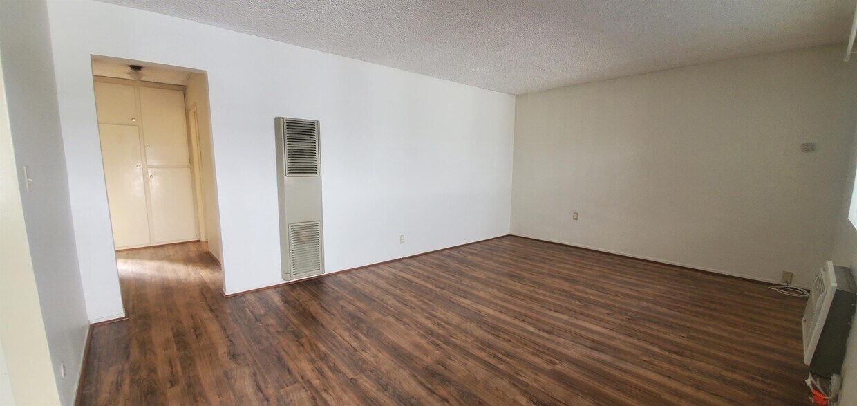 Foto principal - 325 N New Ave