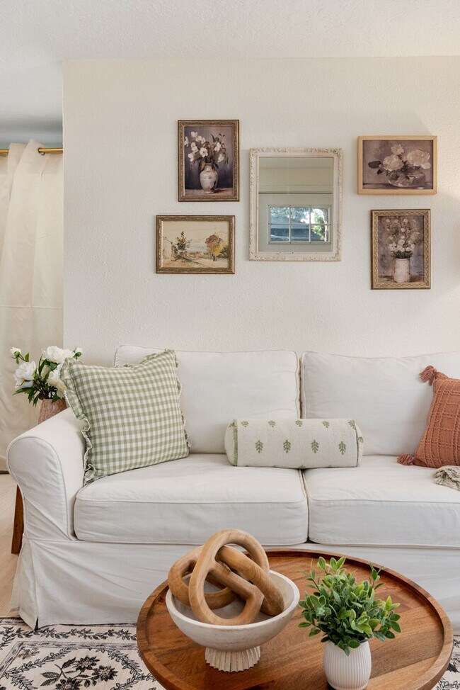 Foto del edificio - 838 SE Tacoma St